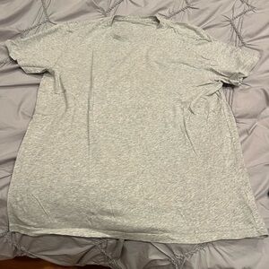 GAP XL Men's Gray T-Shirt